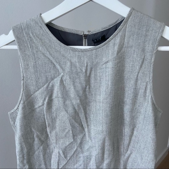 Theory Dress - Picture 3 of 5